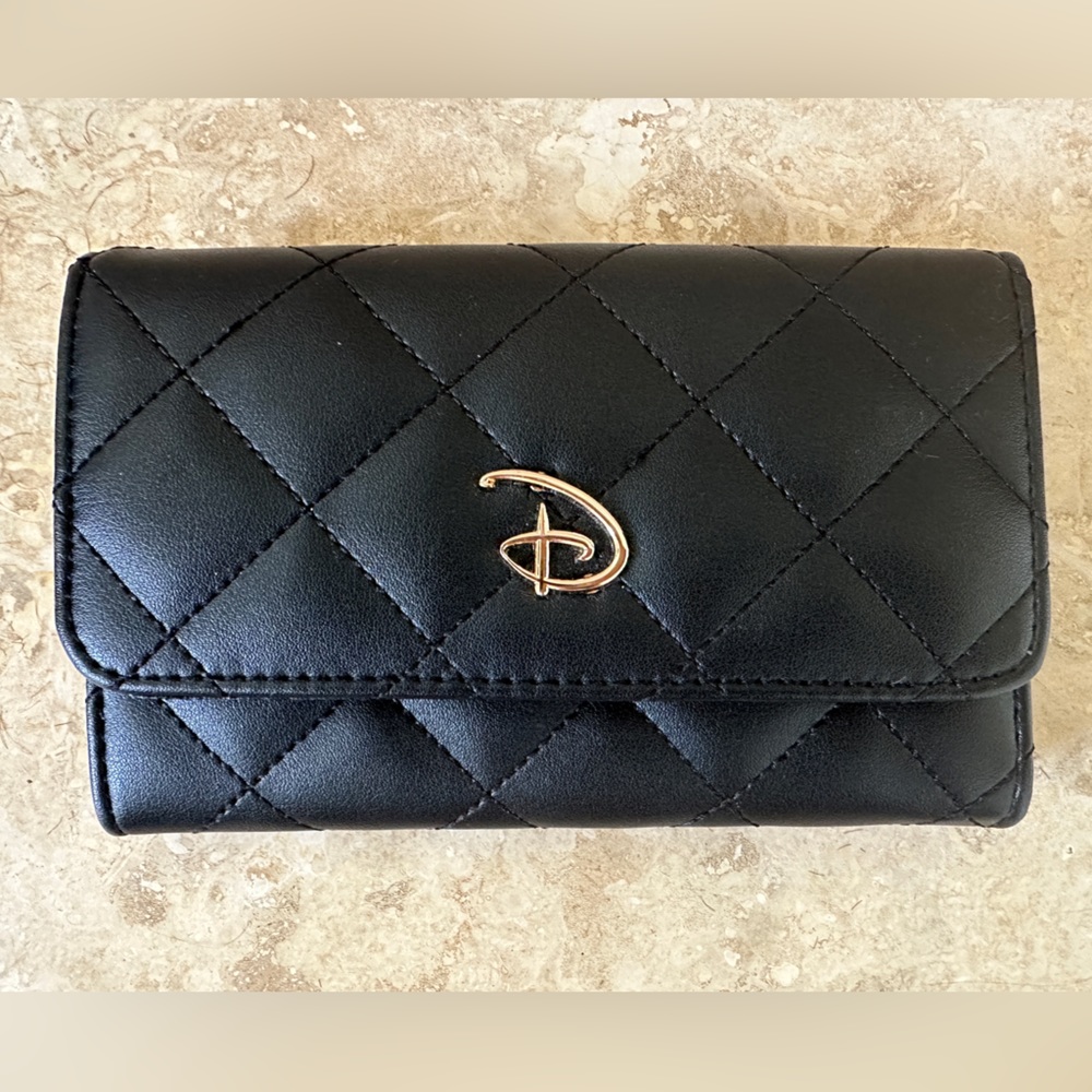 NWOT Disney black quilted wallet